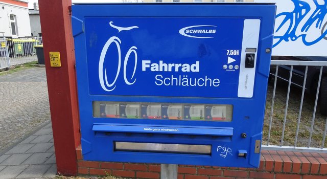 SCHWALBE Schlauch-Automat Dresden